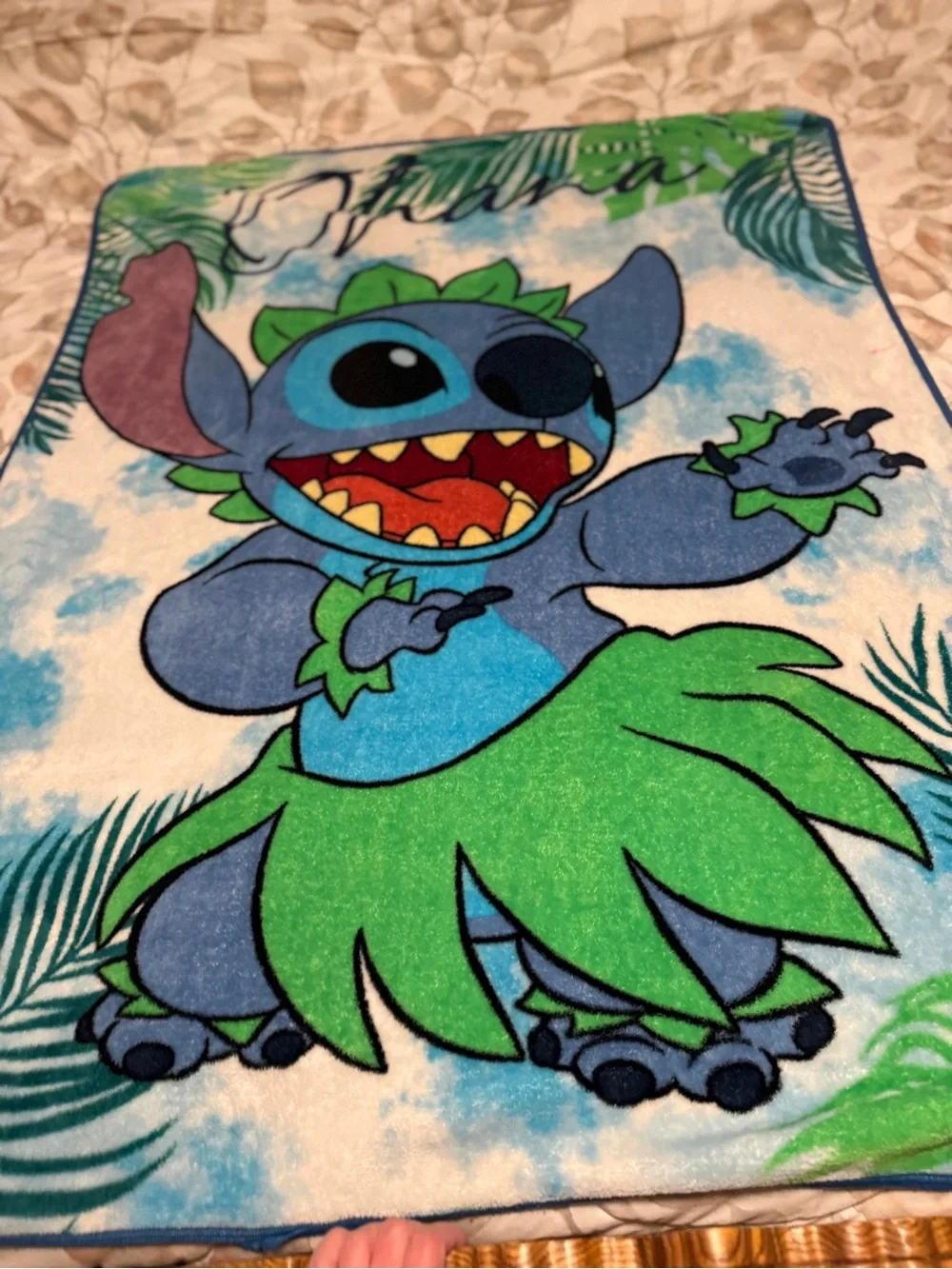 Disney Lilo & Stitch Tropical Plush Throw Blanket - Blue & Green OHANA